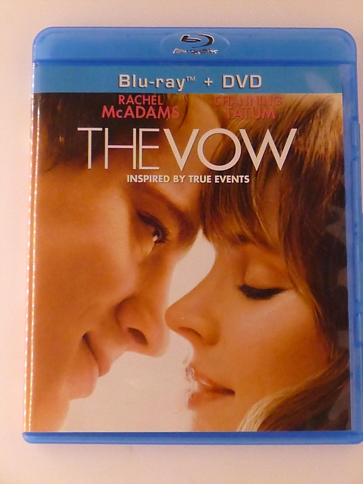 The Vow (Blu-ray, DVD, 2012) - K8