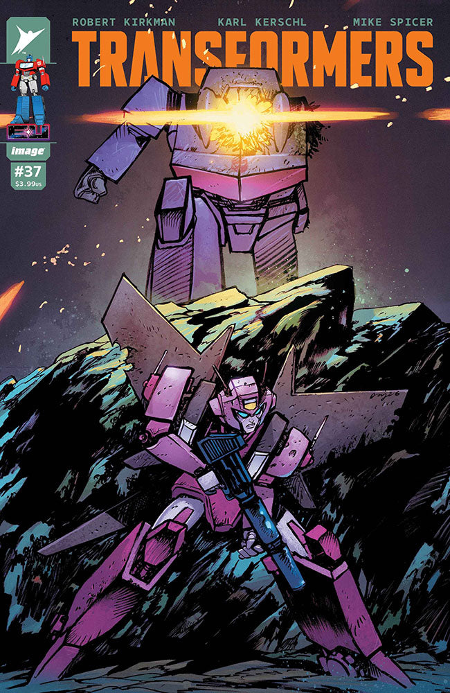 Transformers #37 Cover B - DANIEL WARREN JOHNSON & MIKE SPICER VAR LOLA_IMG_363_c56b37232db8a210da25d161b88255fdc25e9495105fbdca54af5126113a075e