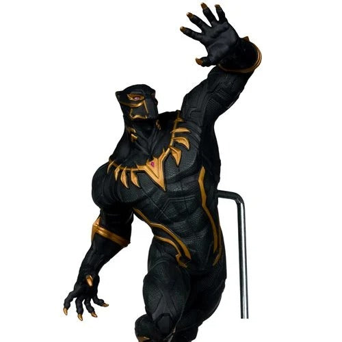 Marvel Rivals Black Panther 1:6 Scale Posed Figure with Scene and Comic