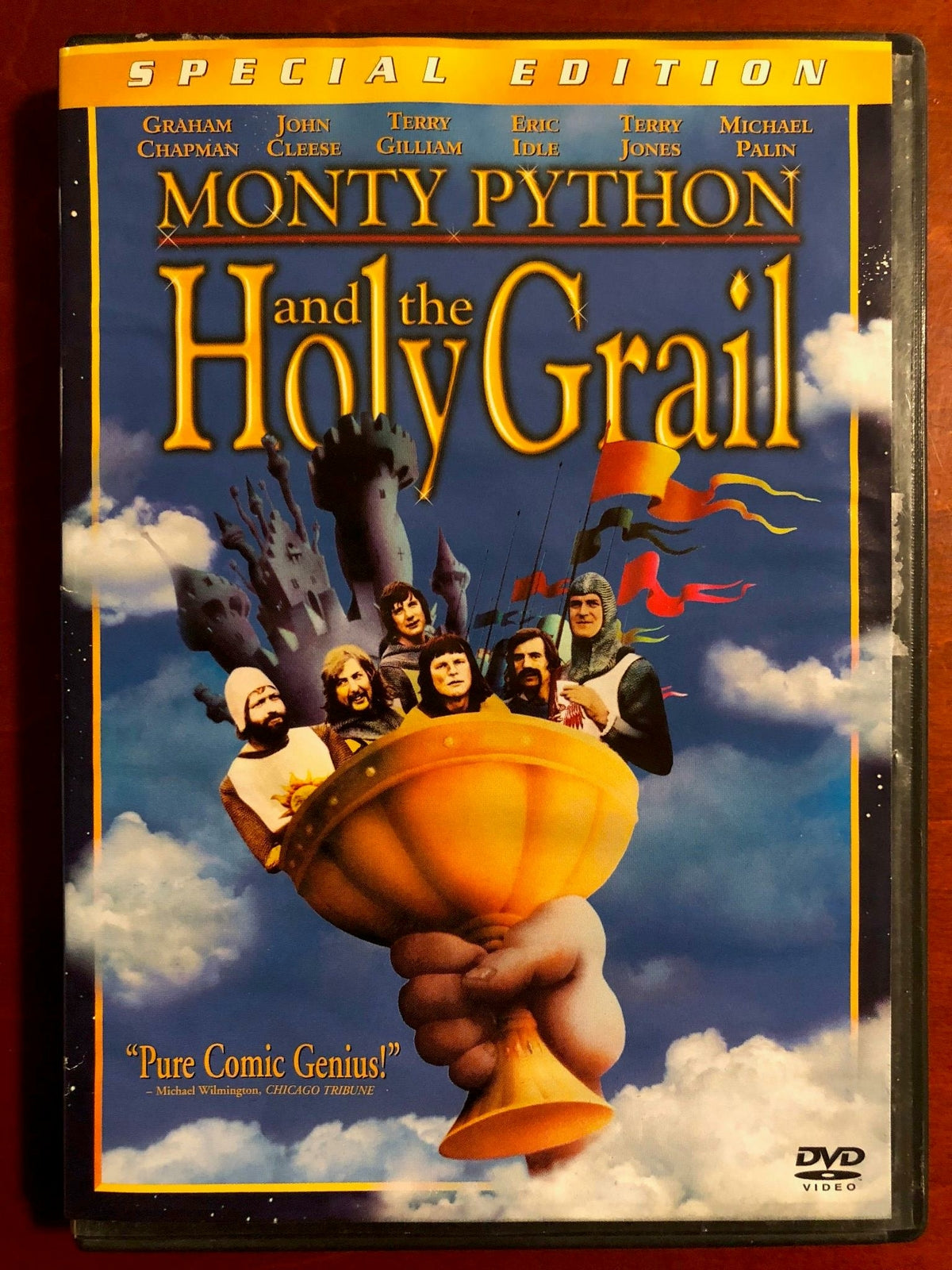 Monty Python and the Holy Grail (DVD, 1975, 2-Disc Set, Special Edition) - L02