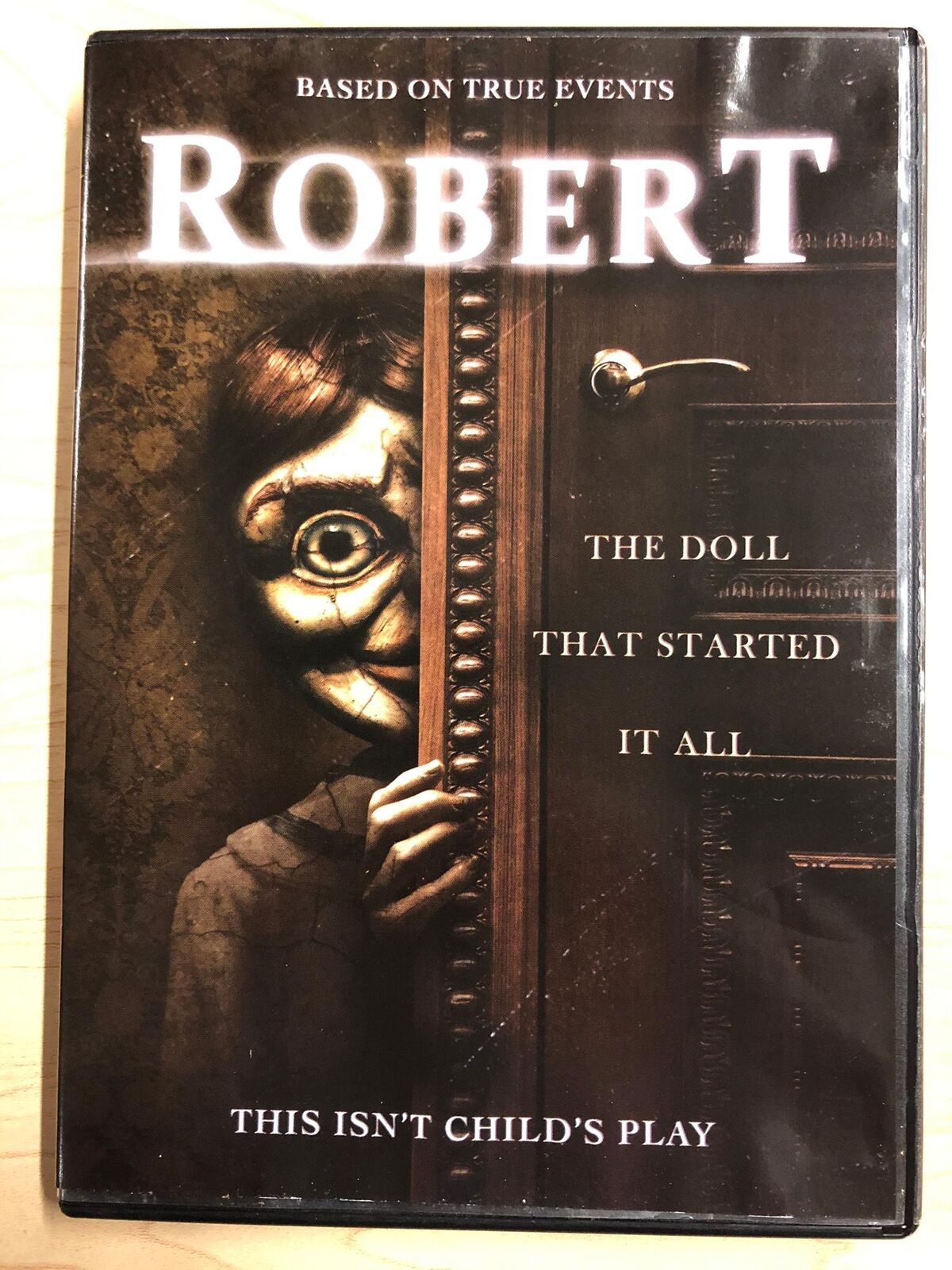Robert (DVD, 2015) - K0428