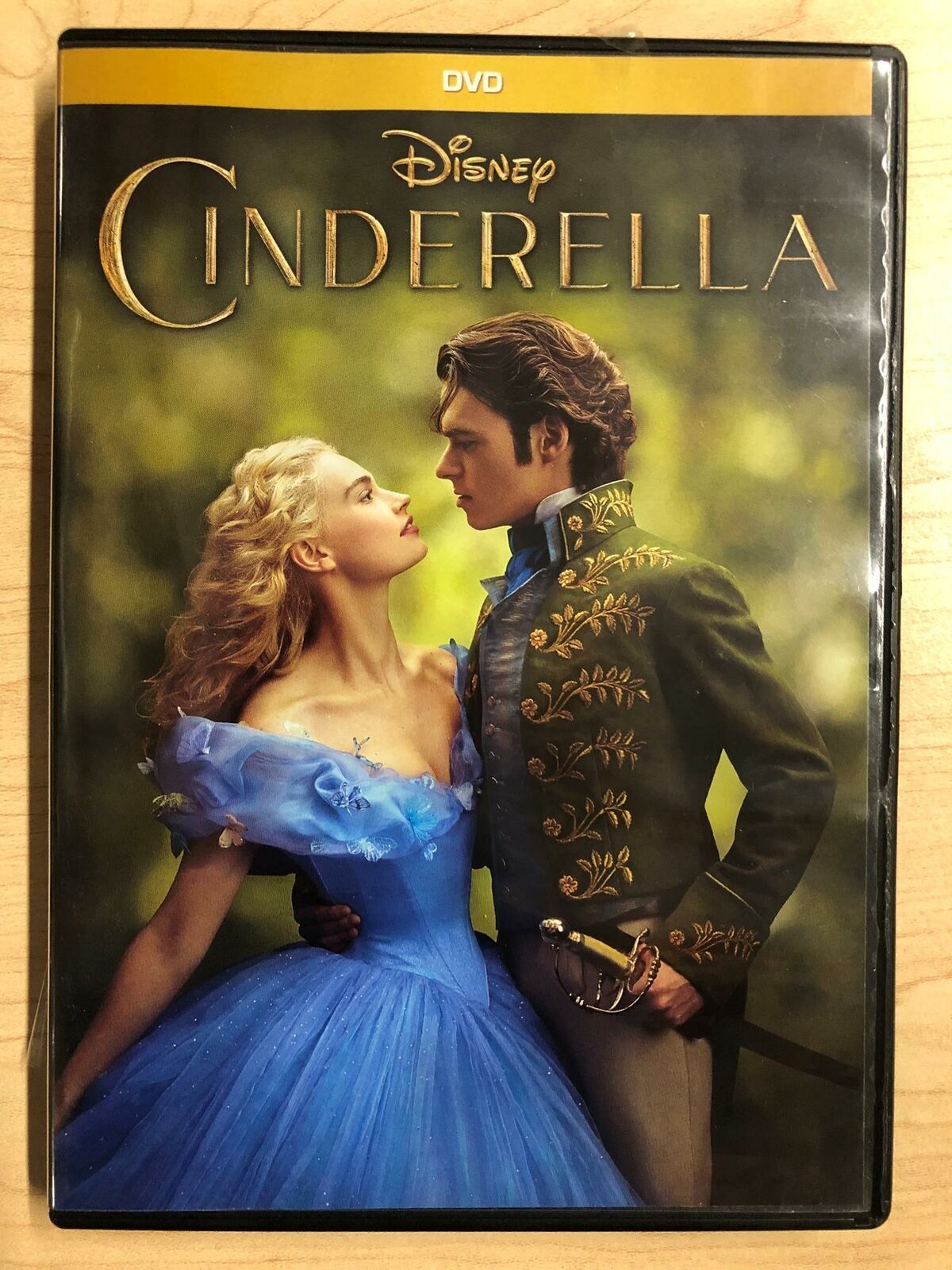 Cinderella (DVD, Disney, 2015) - L01