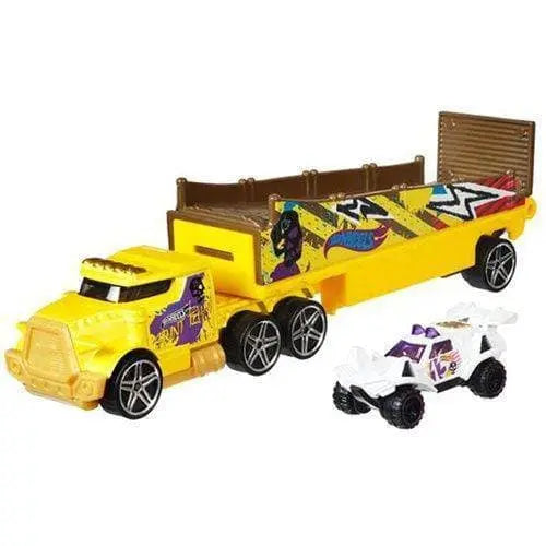 Hot Wheels Super Hauling Rig and Car - Select Figure(s)