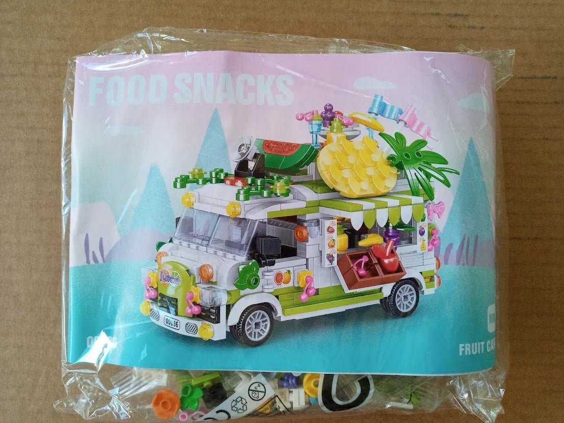 Ice Cream Truck Building Block toys Minifigures Food Trucks Fun for All over 500 Pieces
