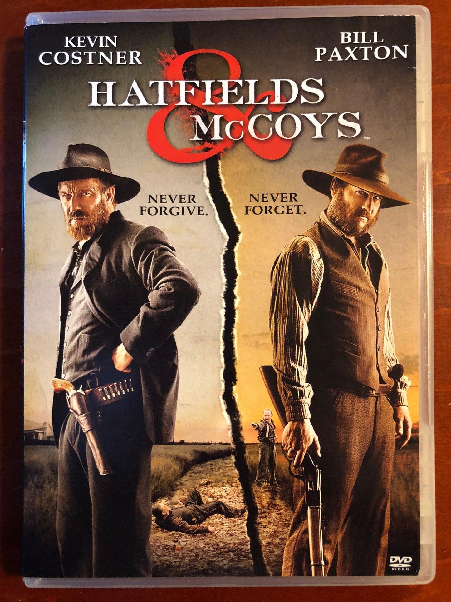Hatfields and McCoys (DVD, 2012) - K0303